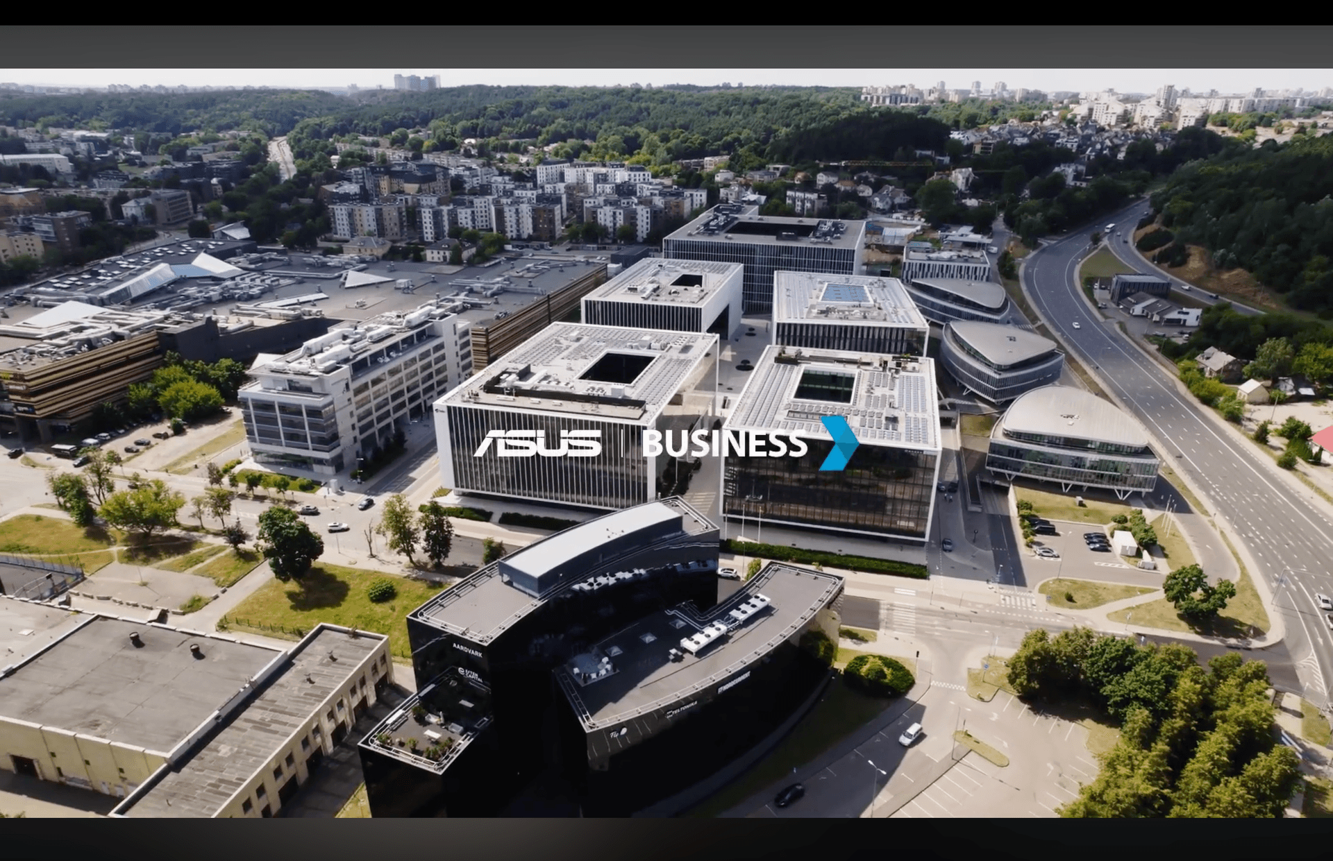 ASUS COMMERCIAL